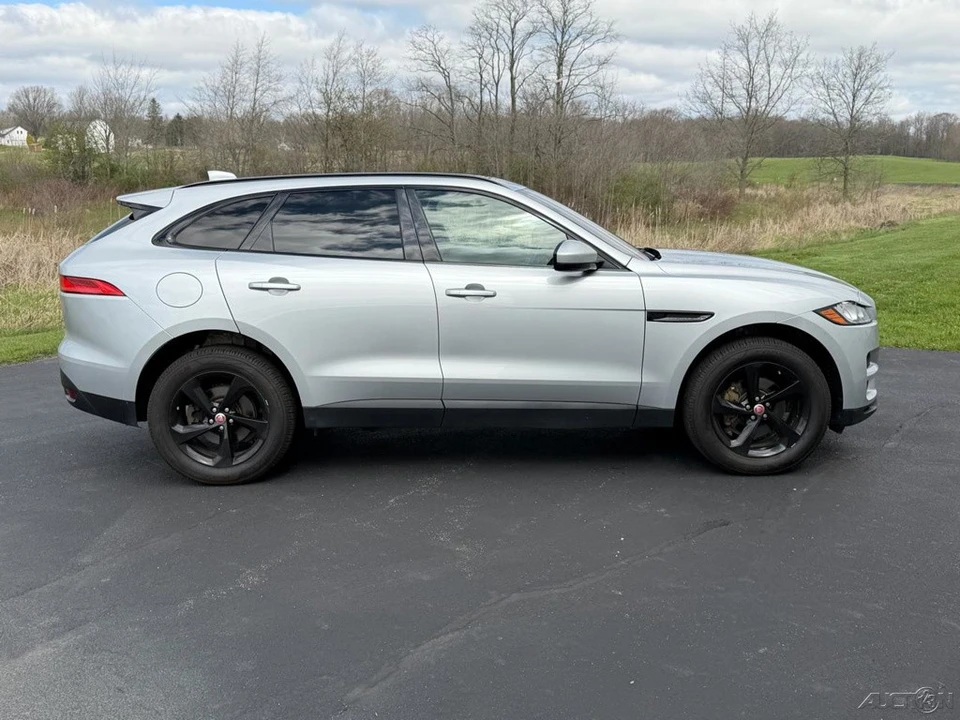 2017 Jaguar F-Pace - Image 6 of 21