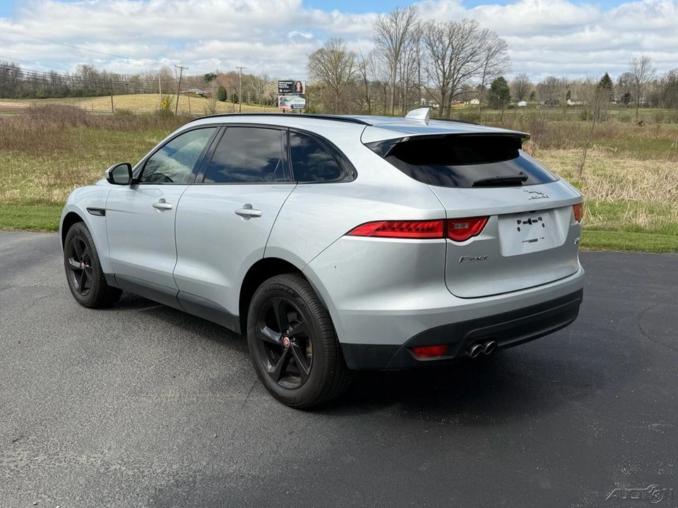 2017 Jaguar F-Pace - Image 3 of 21