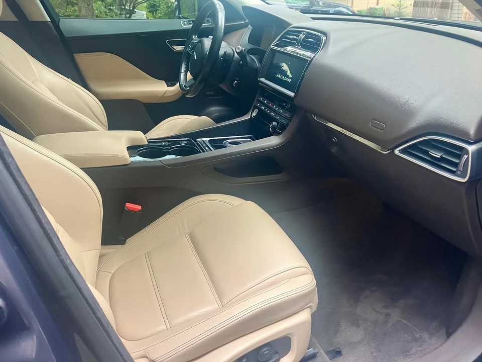 2017 Jaguar F-Pace - Image 6 of 20
