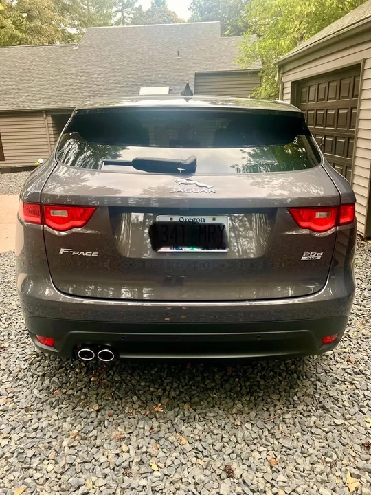 2017 Jaguar F-Pace - Image 5 of 20