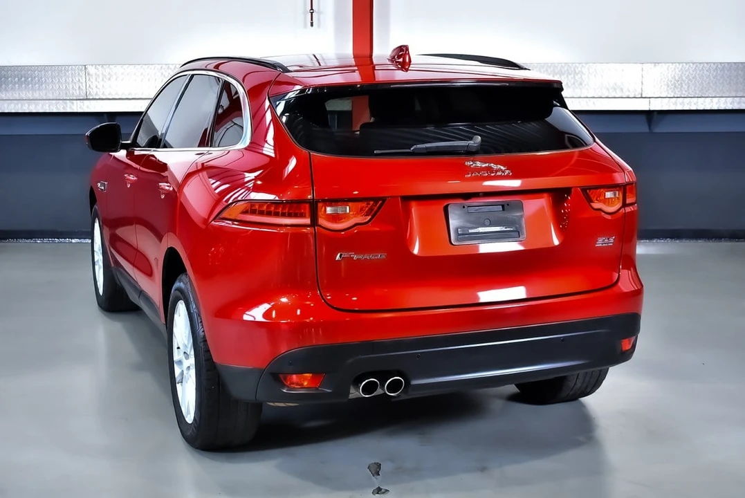2017 Jaguar F-Pace - Image 17 of 31