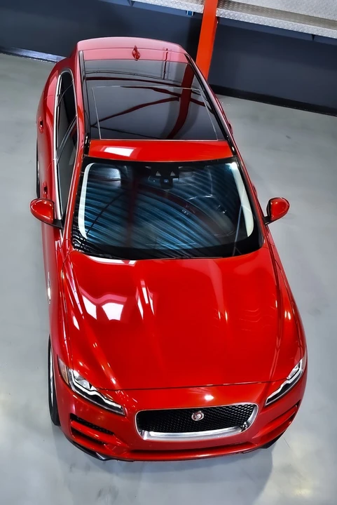 2017 Jaguar F-Pace - Image 12 of 31