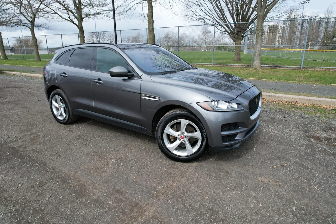 2017 Jaguar F-Pace - Image 16 of 16