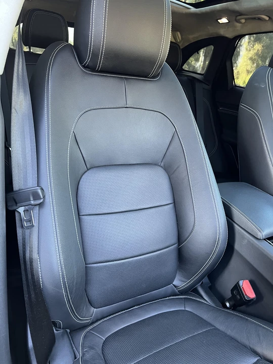 2017 Jaguar F-Pace - Image 30 of 31