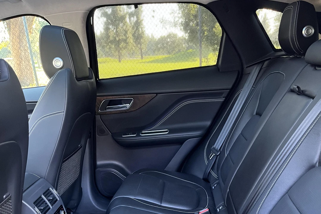 2017 Jaguar F-Pace - Image 23 of 31
