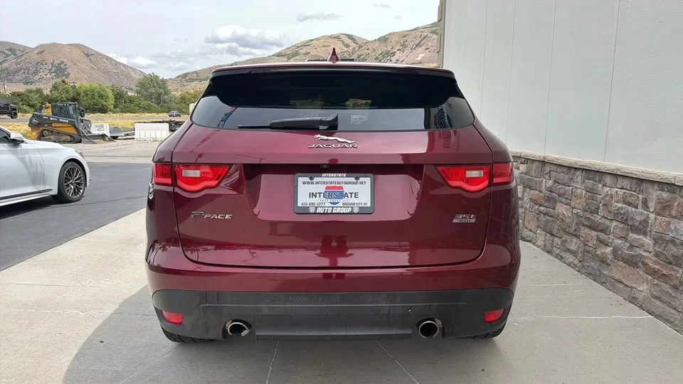 2017 Jaguar F-Pace - Image 12 of 20