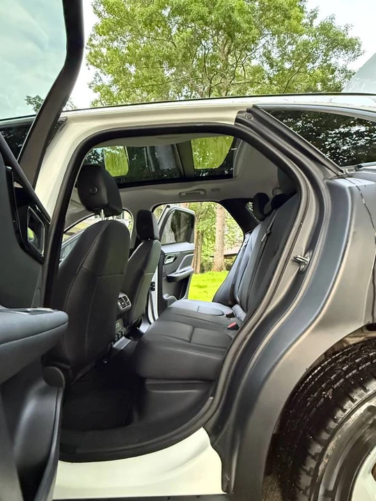 2017 Jaguar F-Pace - Image 12 of 22