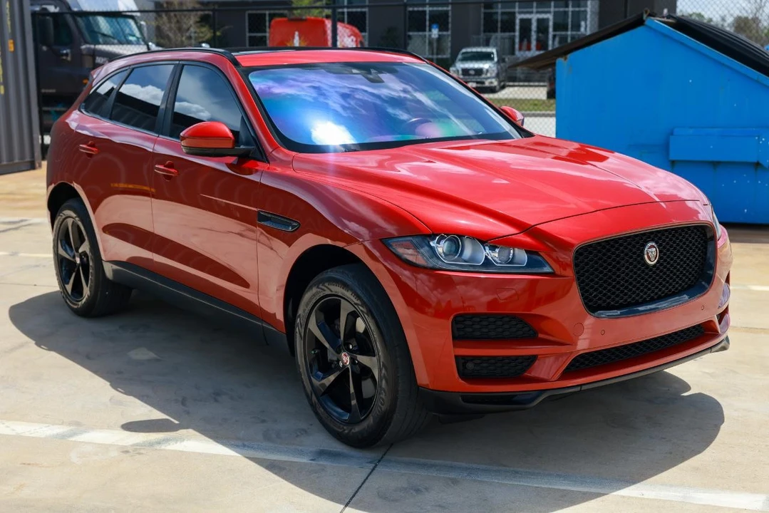 2017 Jaguar F-Pace - Image 16 of 21