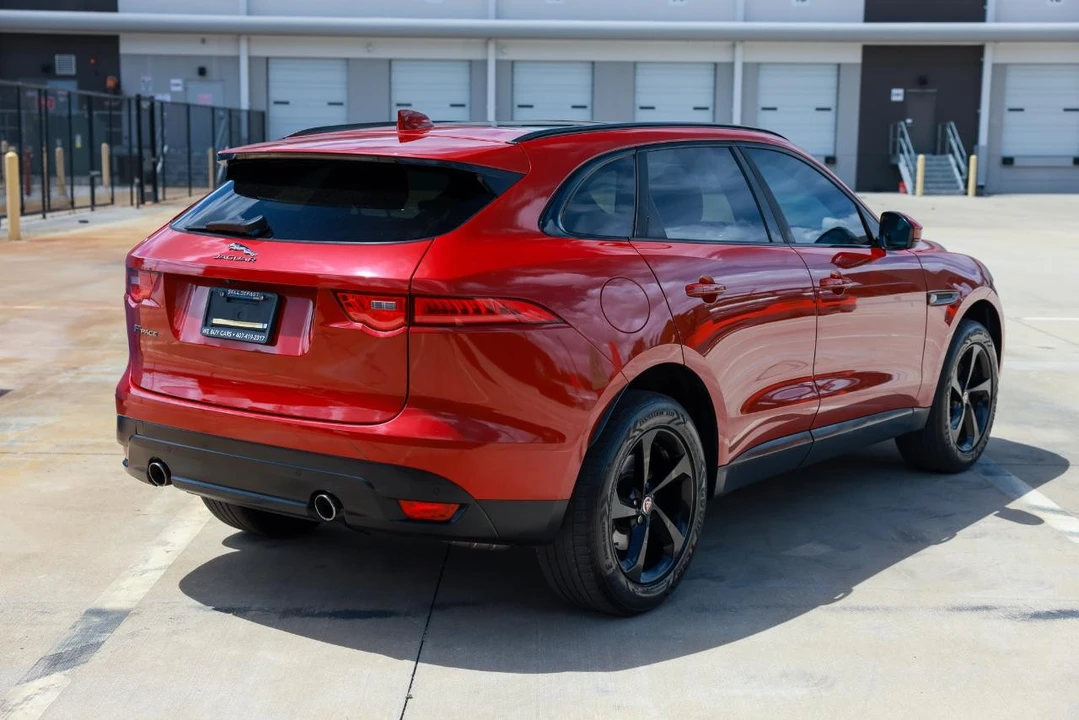 2017 Jaguar F-Pace - Image 12 of 21