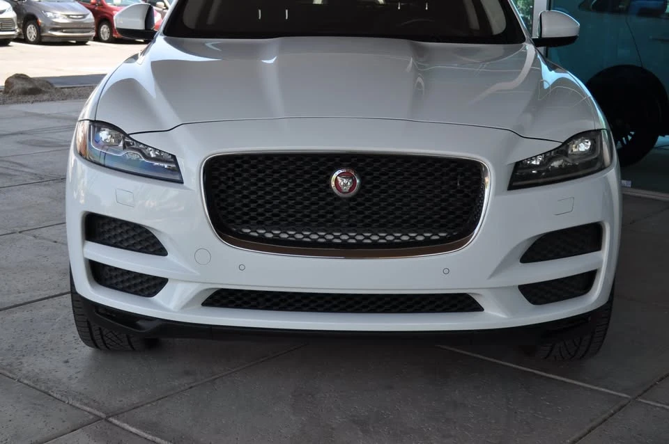2017 Jaguar F-Pace - Image 8 of 18