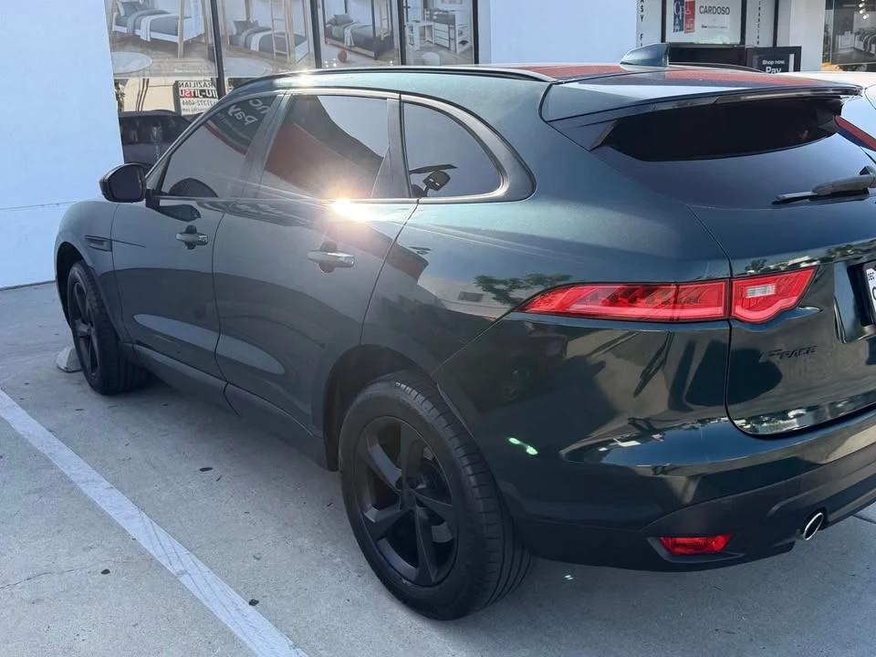 2017 Jaguar F-Pace - Image 3 of 8