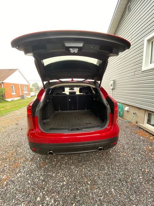 2017 Jaguar F-Pace - Image 5 of 9