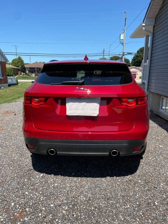 2017 Jaguar F-Pace - Image 3 of 9