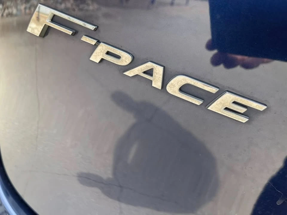 2017 Jaguar F-Pace - Image 7 of 20