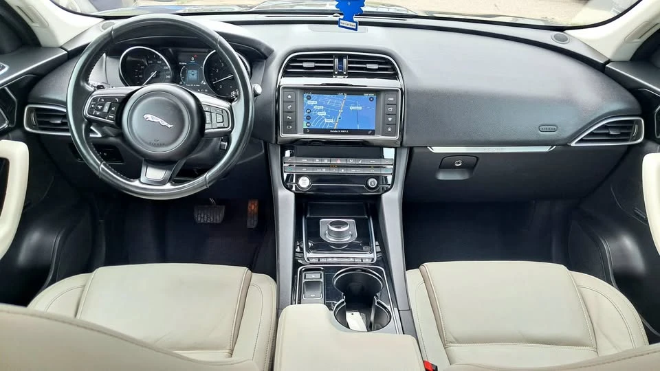 2017 Jaguar F-Pace - Image 14 of 14