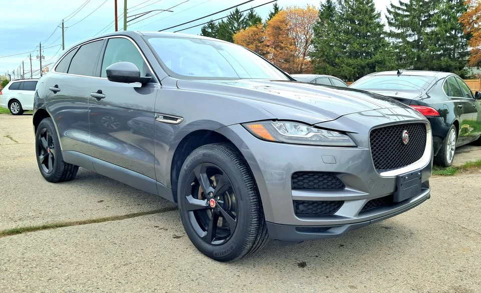 2017 Jaguar F-Pace - Image 3 of 14