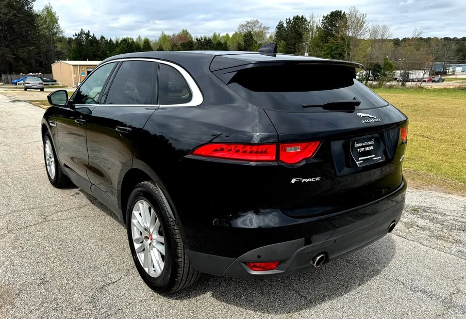 2017 Jaguar F-Pace - Image 7 of 20