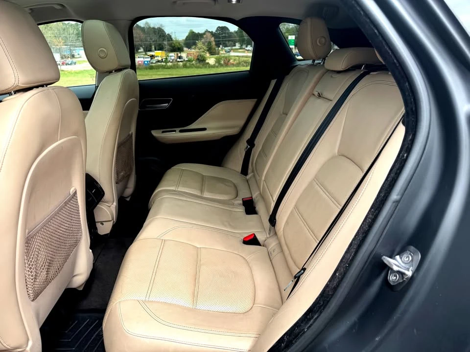 2017 Jaguar F-Pace - Image 10 of 20