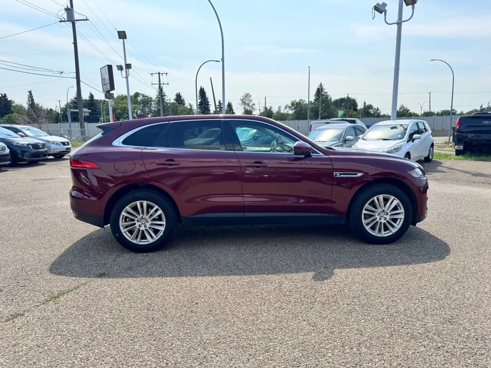 2017 Jaguar F-Pace - Image 4 of 10