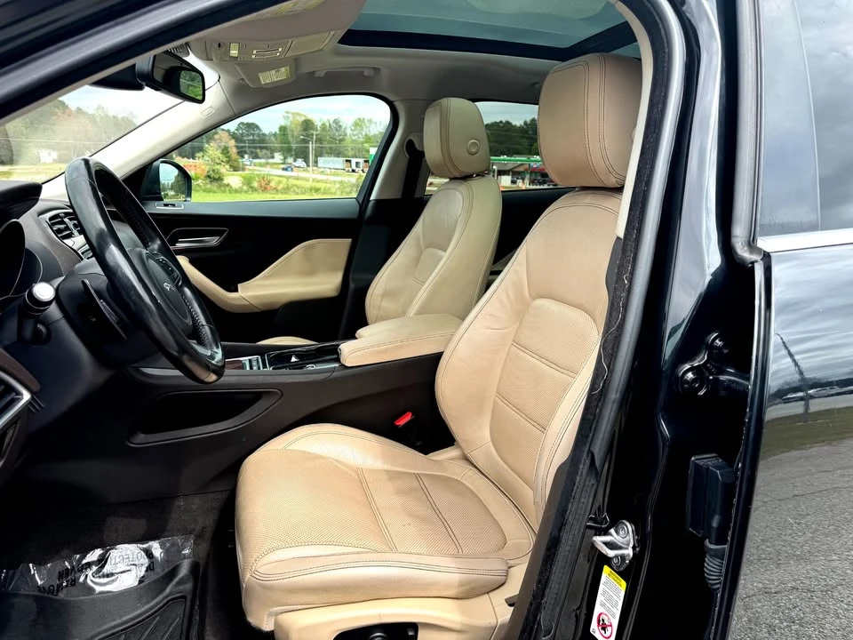 2017 Jaguar F-Pace - Image 9 of 20