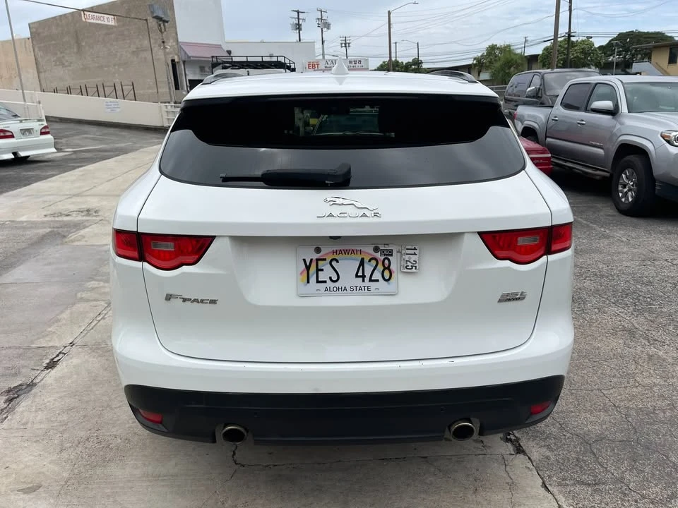 2017 Jaguar F-Pace - Image 5 of 20
