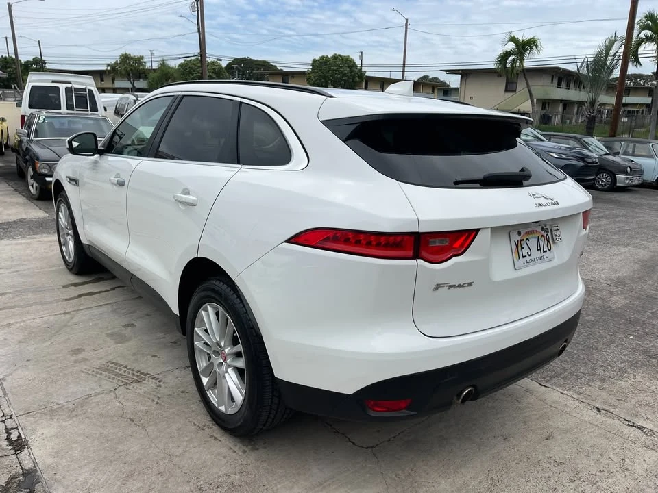 2017 Jaguar F-Pace - Image 4 of 20