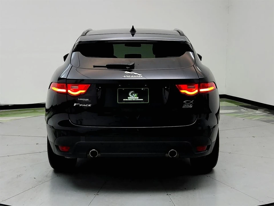 2017 Jaguar F-Pace - Image 6 of 12