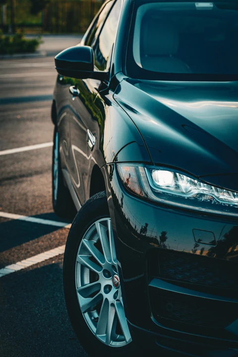 2017 Jaguar F-Pace - Image 12 of 31