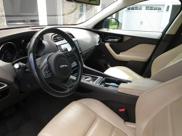 2017 Jaguar F-Pace - Image 3 of 7