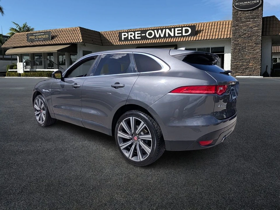 2017 Jaguar F-Pace - Image 5 of 21