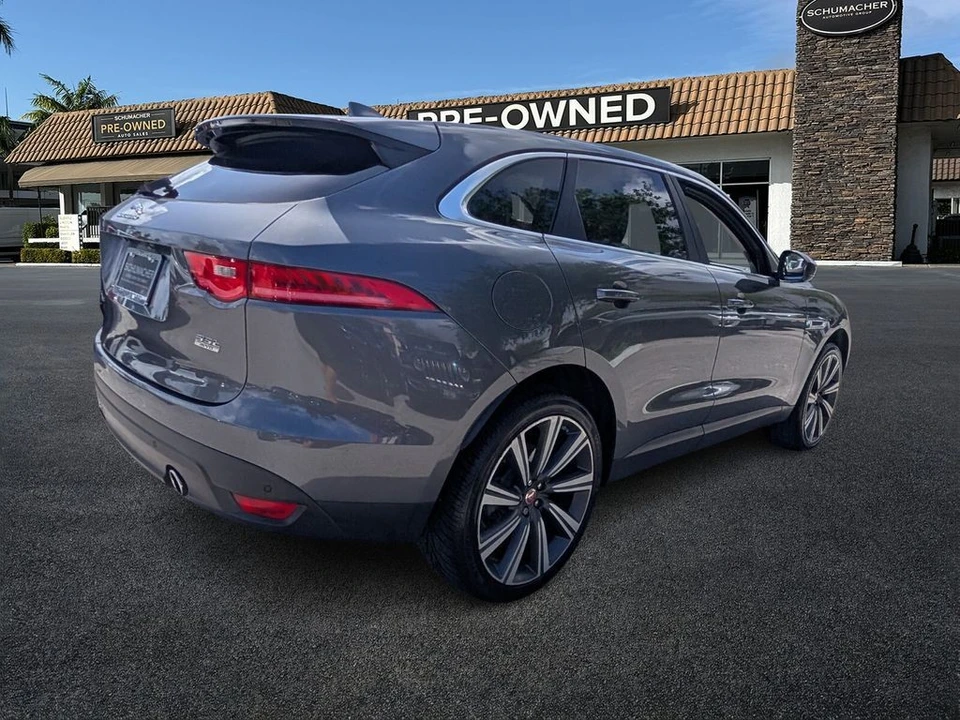 2017 Jaguar F-Pace - Image 7 of 21