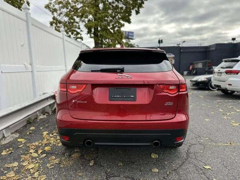 2017 Jaguar F-Pace - Image 6 of 12