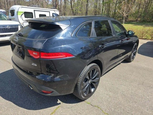 2017 Jaguar F-Pace - Image 5 of 12