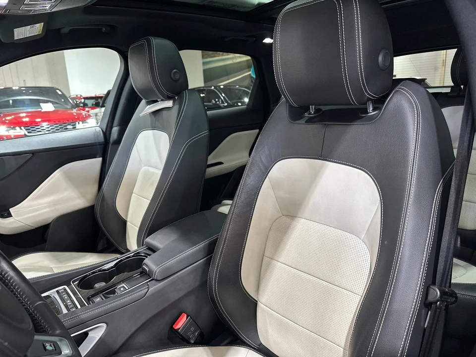 2017 Jaguar F-Pace - Image 7 of 12