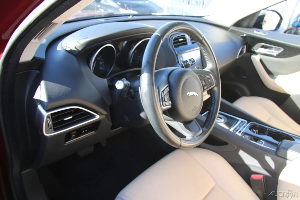 2017 Jaguar F-Pace - Image 15 of 21