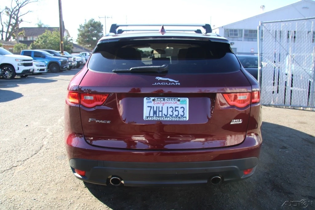 2017 Jaguar F-Pace - Image 5 of 21