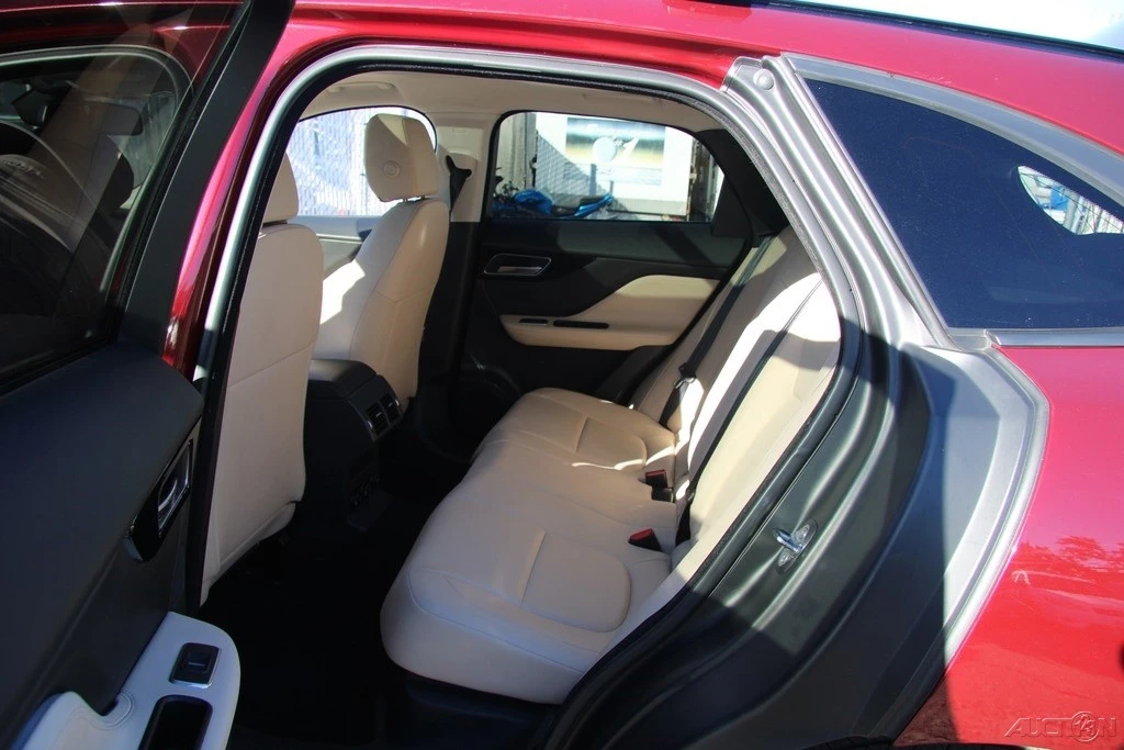 2017 Jaguar F-Pace - Image 21 of 21
