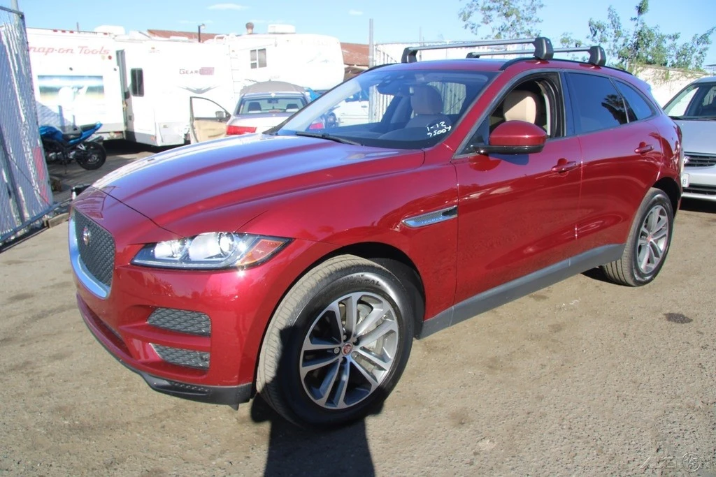 2017 Jaguar F-Pace - Image 8 of 21
