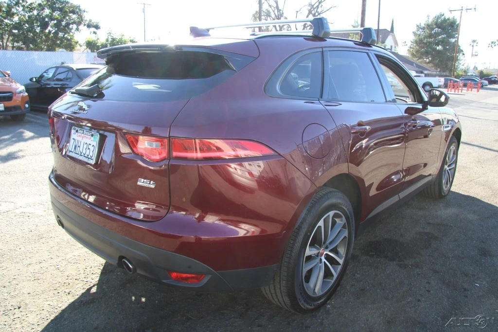 2017 Jaguar F-Pace - Image 4 of 21
