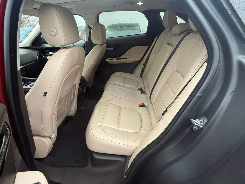 2017 Jaguar F-Pace - Image 10 of 10