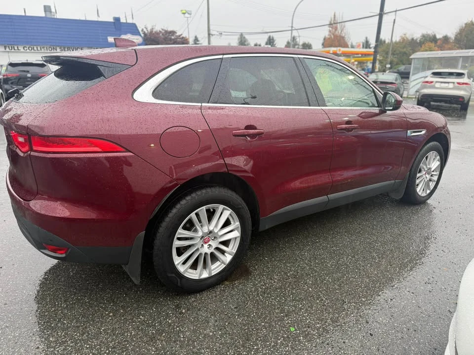 2017 Jaguar F-Pace - Image 3 of 10