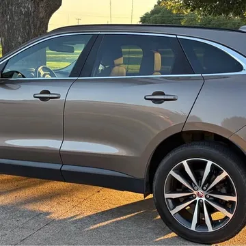 2017 Jaguar F-Pace 35T Prestige