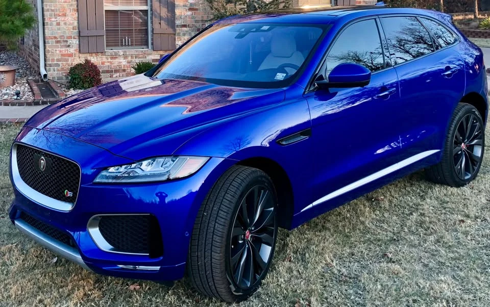 2017 Jaguar F-Pace - Image 2 of 17
