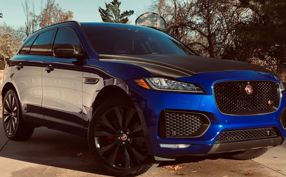 2017 Jaguar F-Pace - Image 6 of 17