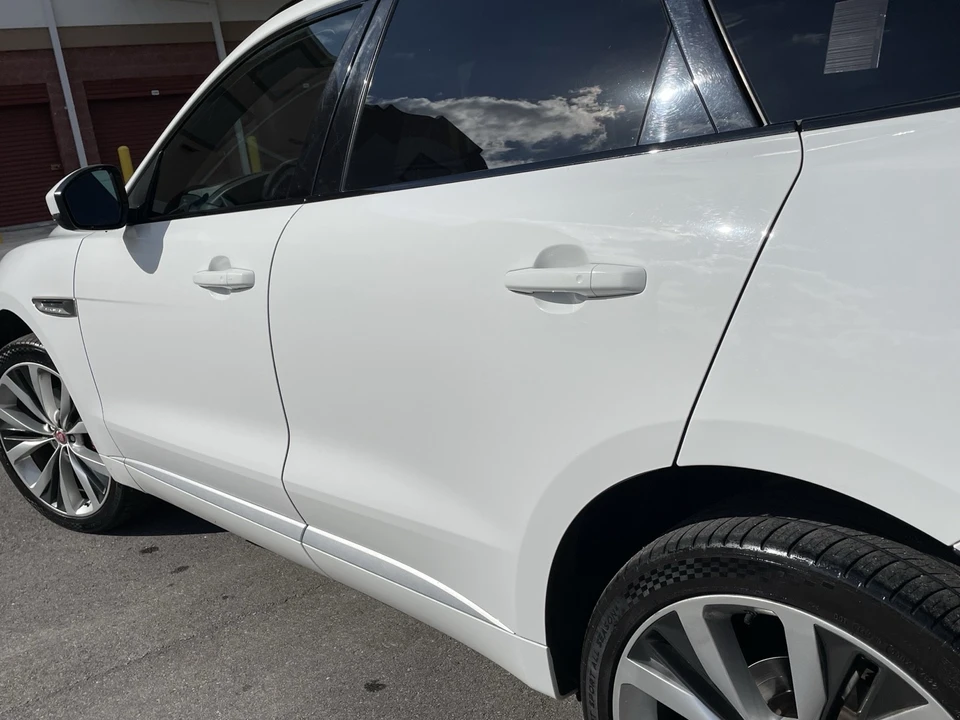 2017 Jaguar F-Pace - Image 18 of 21