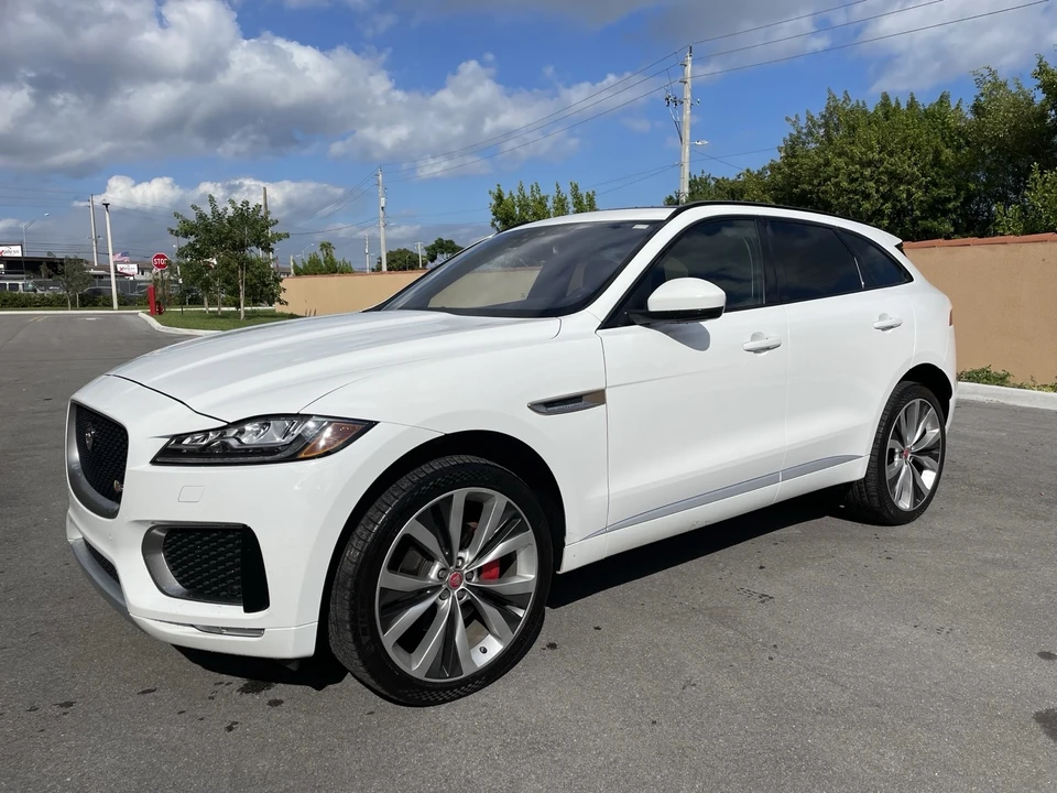 2017 Jaguar F-Pace - Image 7 of 21