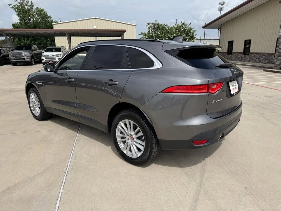 2017 Jaguar F-Pace - Image 3 of 14