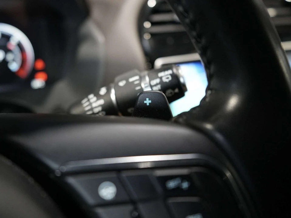 2017 Jaguar F-Pace - Image 11 of 20