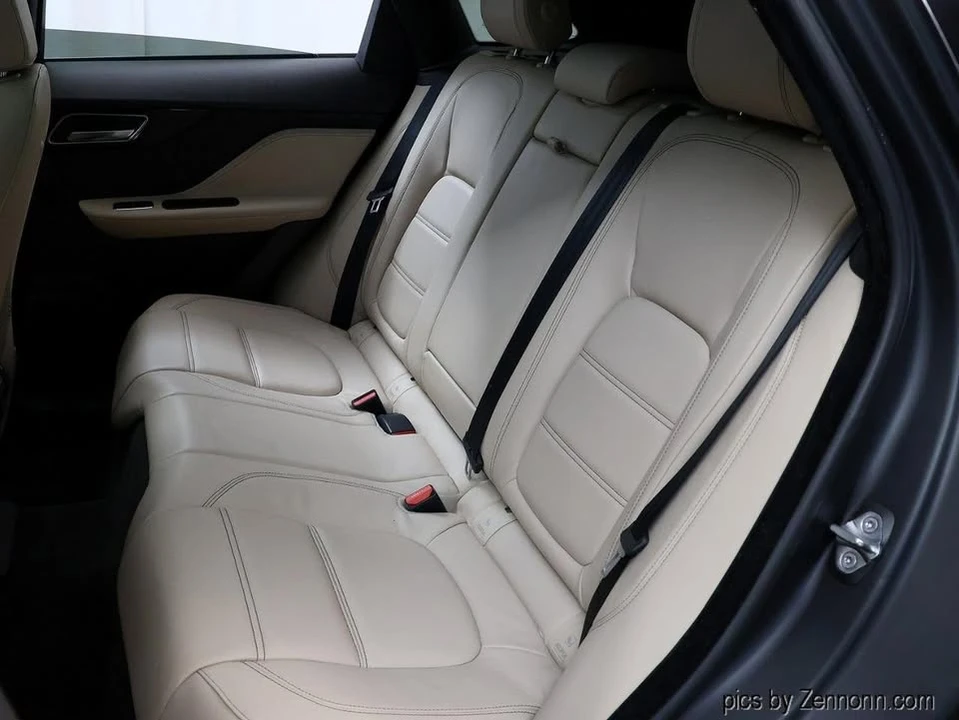 2017 Jaguar F-Pace - Image 13 of 20