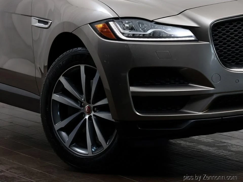 2017 Jaguar F-Pace - Image 3 of 20